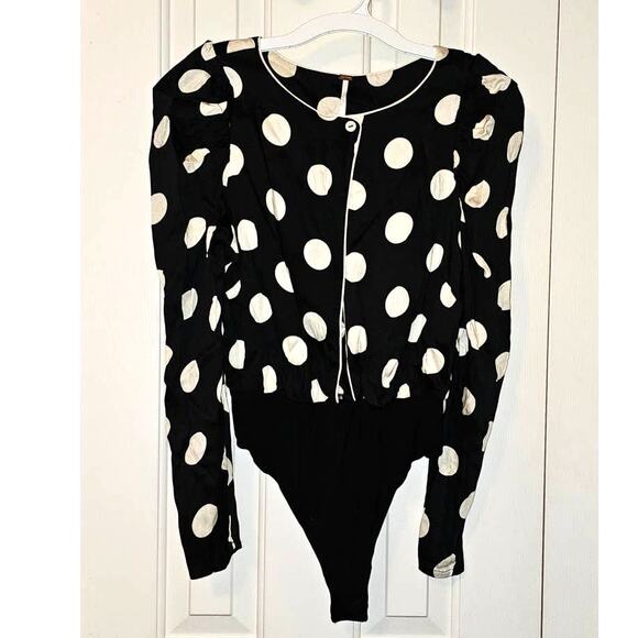 New Free People Miss Me B&W Polka Dot Bodysuit Size Small - Picture 5 of 6